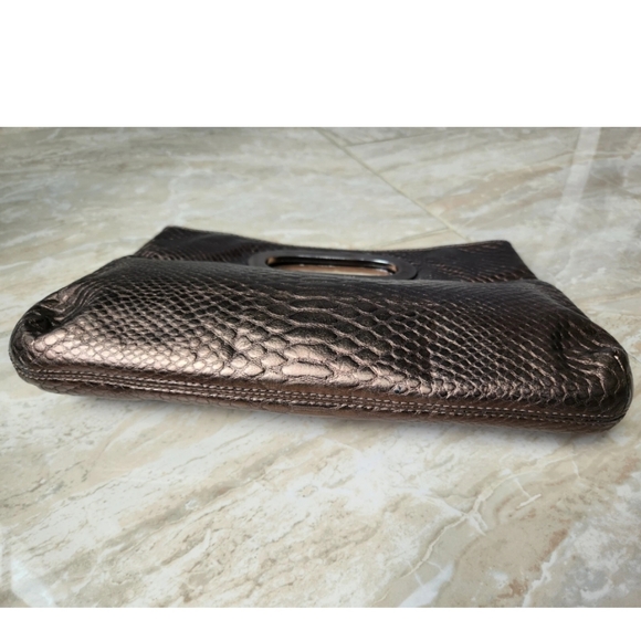 Michael Kors Gold Python Clutch Bag - Picture 3 of 11